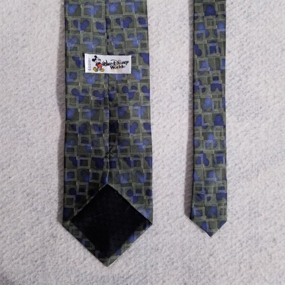 Disney Walt Disney World Mickey Mouse Neck Tie - Picture 4 of 8